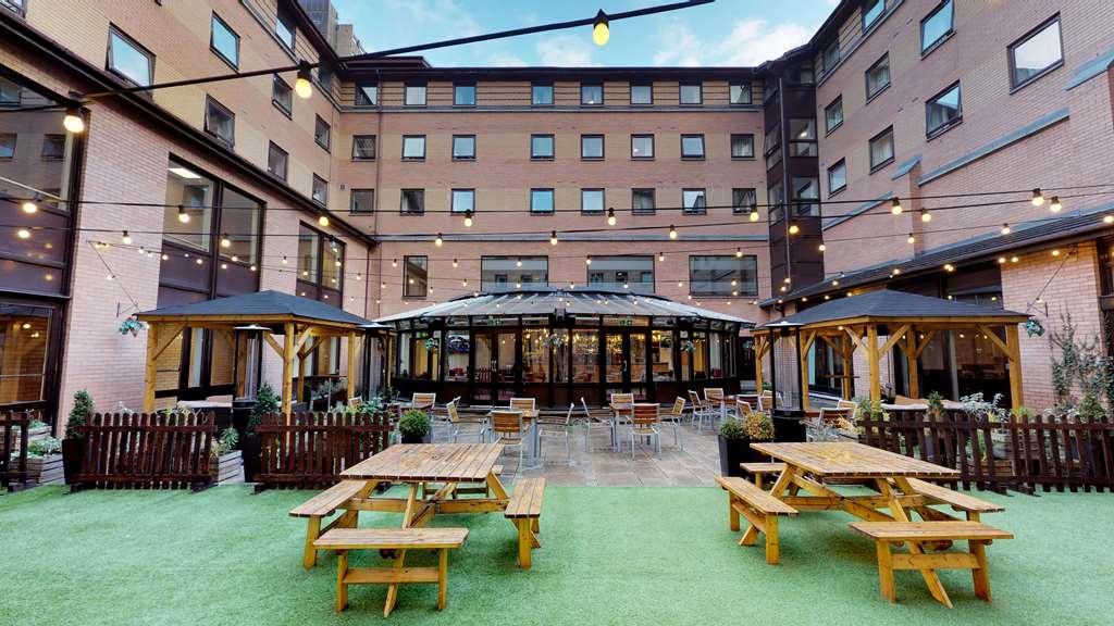 Pendulum Hotel Manchester Esterno foto