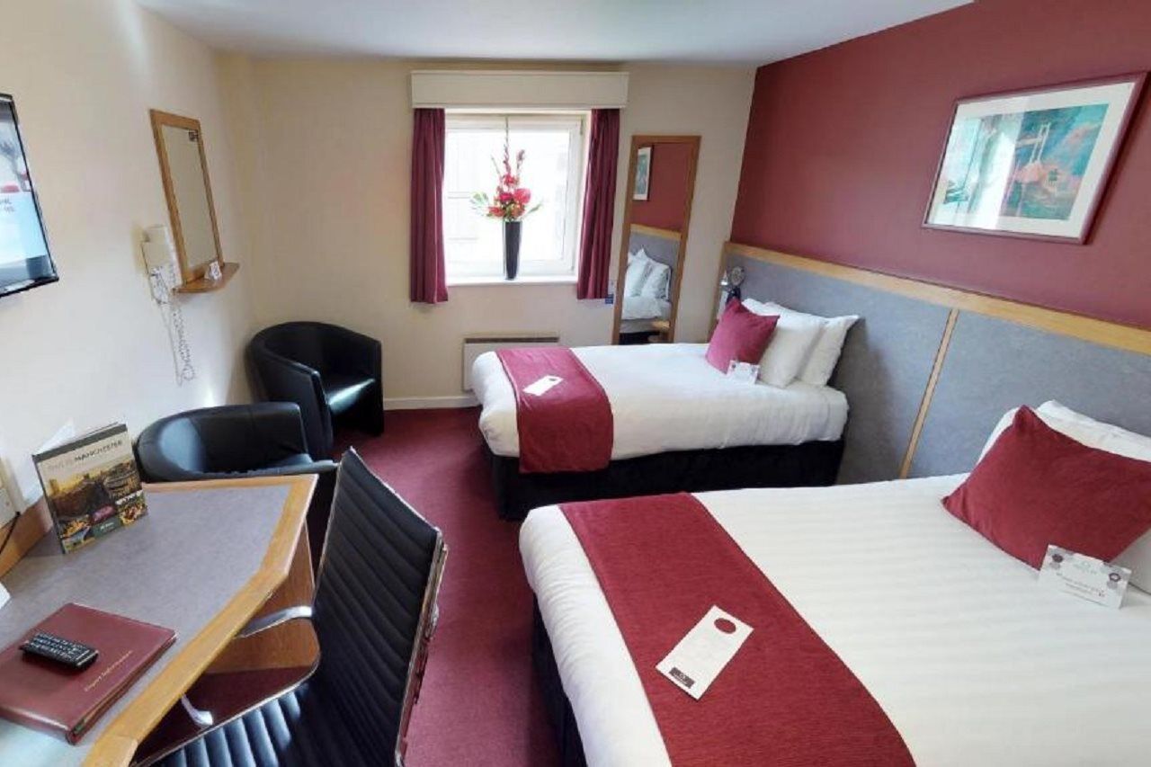 Pendulum Hotel Manchester Esterno foto